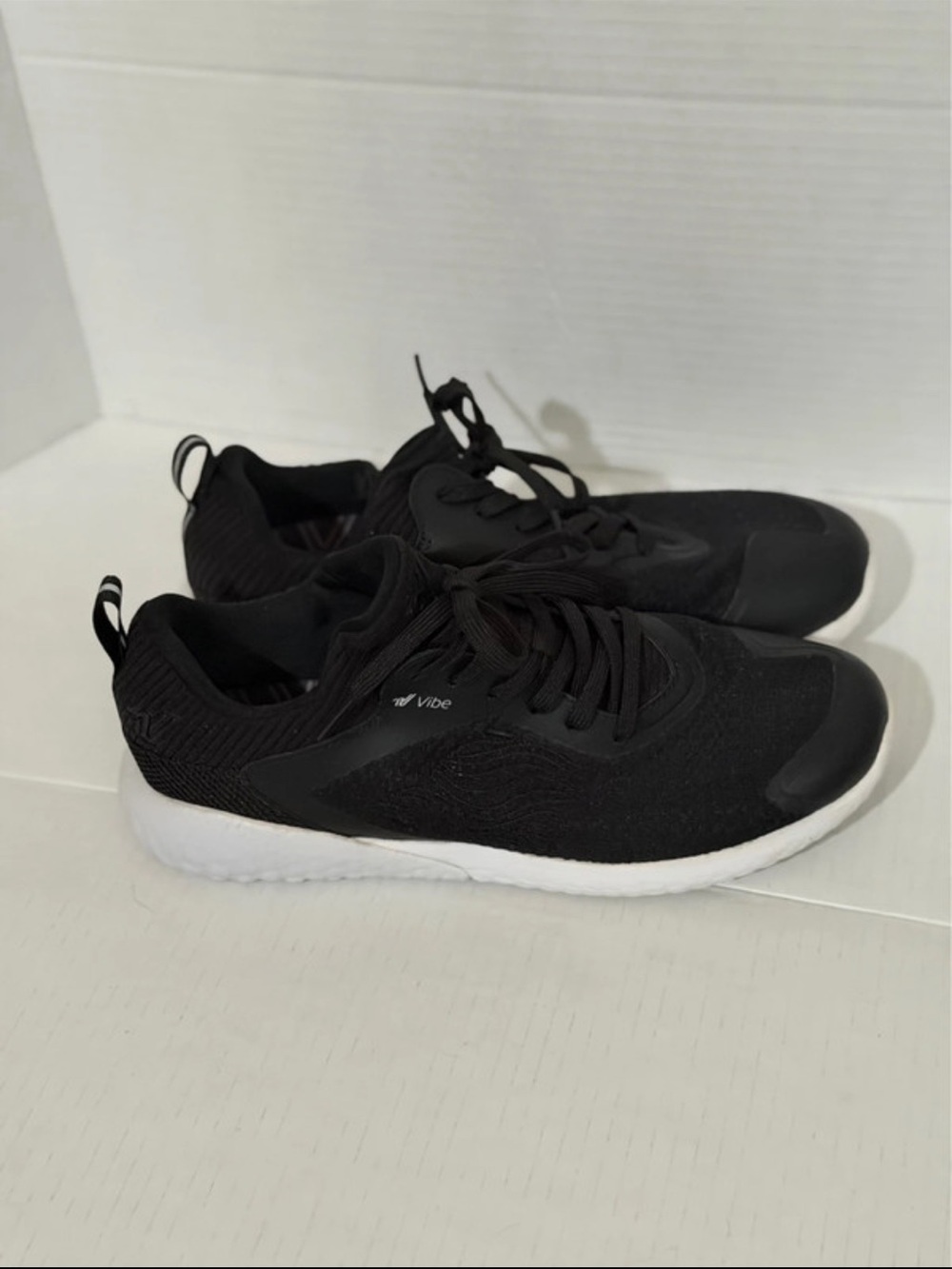 Varsity Black Knit Men's Athletic Sneakers with White Sole